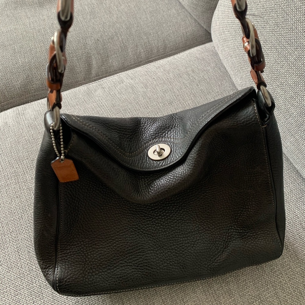 Leather COACH black shoulder bag